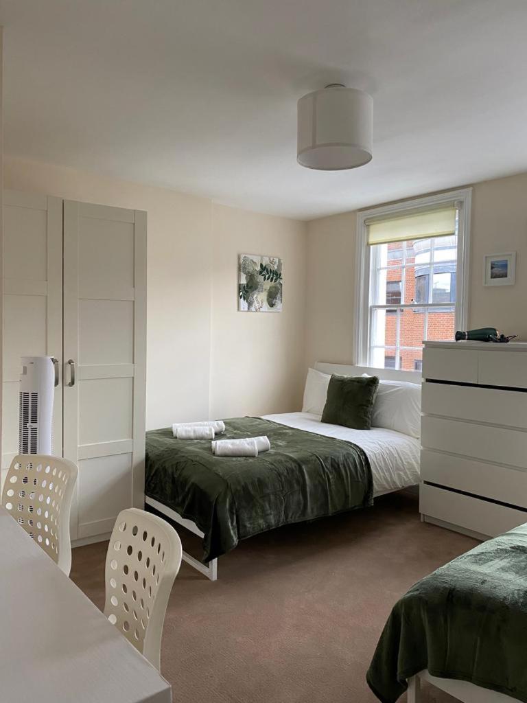 Lovely Private Rooms In Camden, Central London Exterior photo